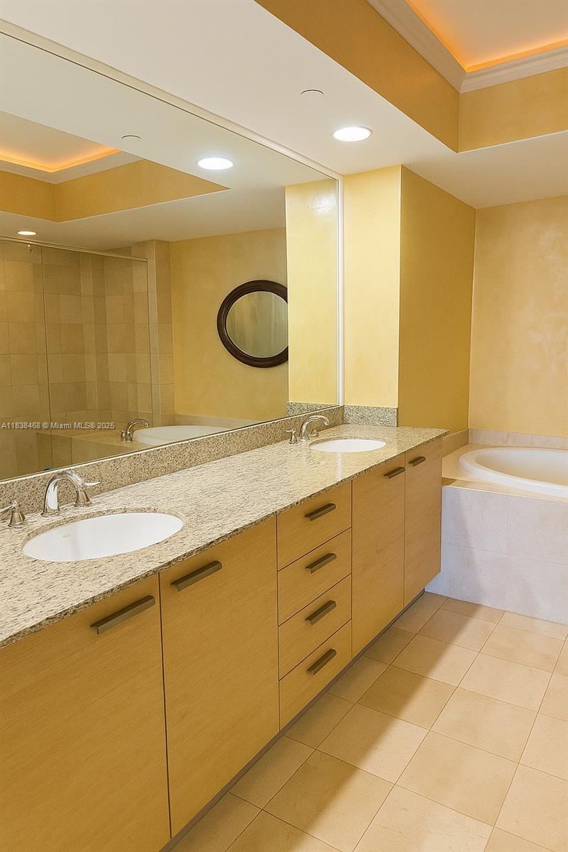 1830 S Ocean Dr #4501, Hallandale Beach, Florida image 8