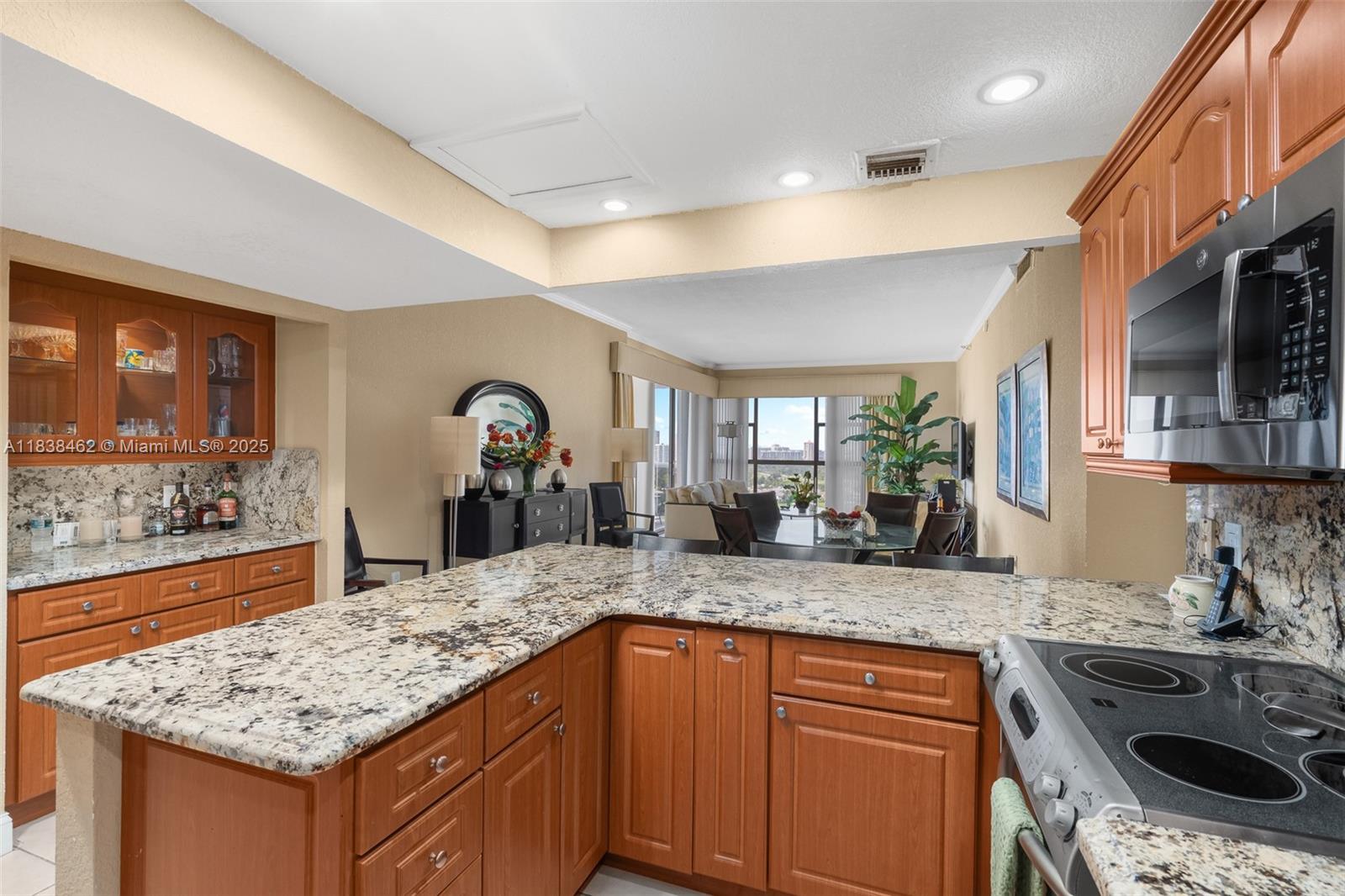 Property photo # 6