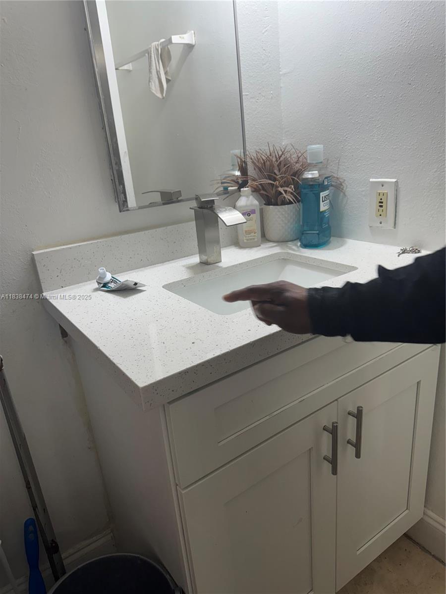 3610 NW 21st St #413, Lauderdale Lakes, Florida image 14