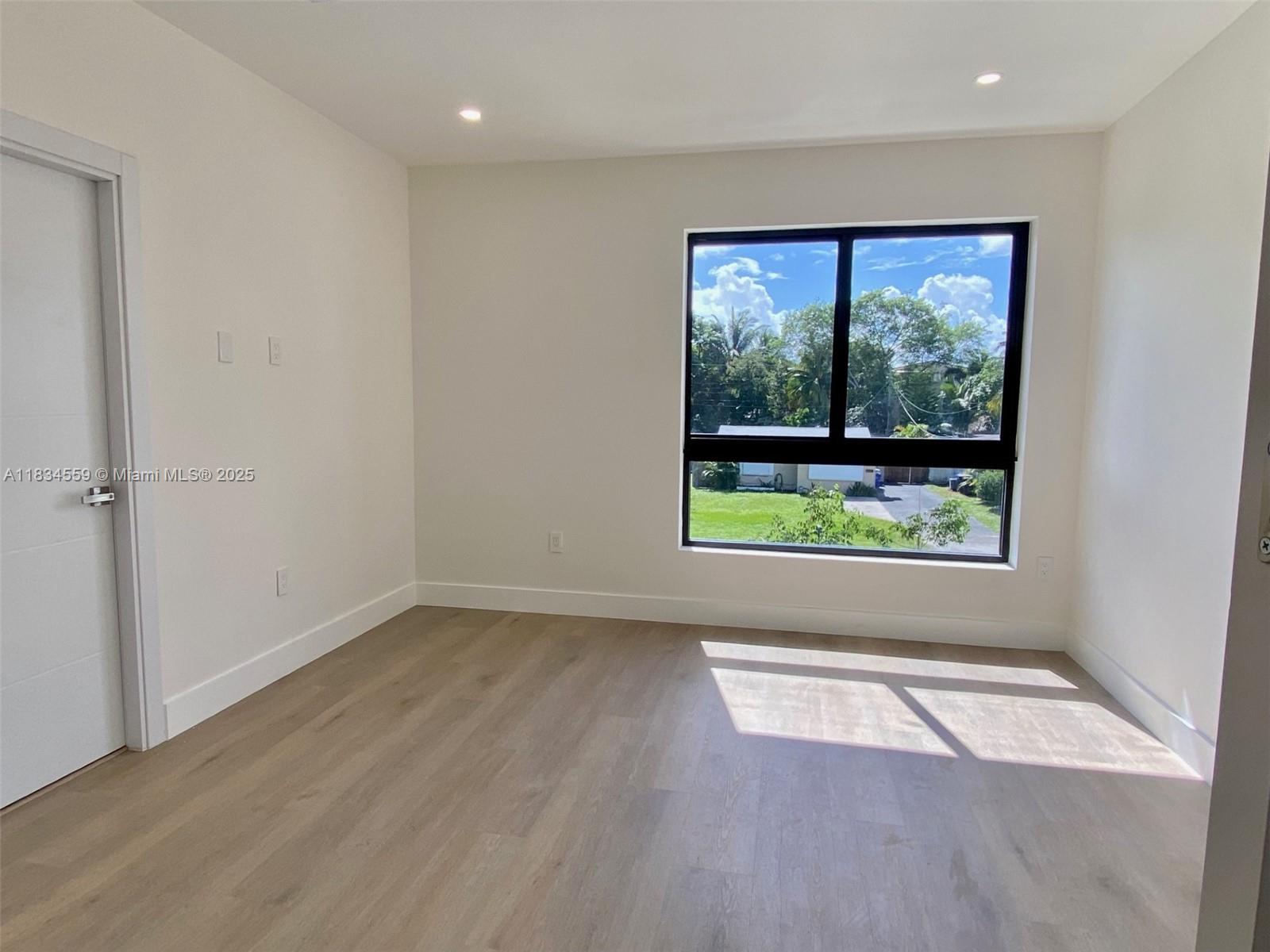 313 SW 10th St #B, Fort Lauderdale, Florida image 20