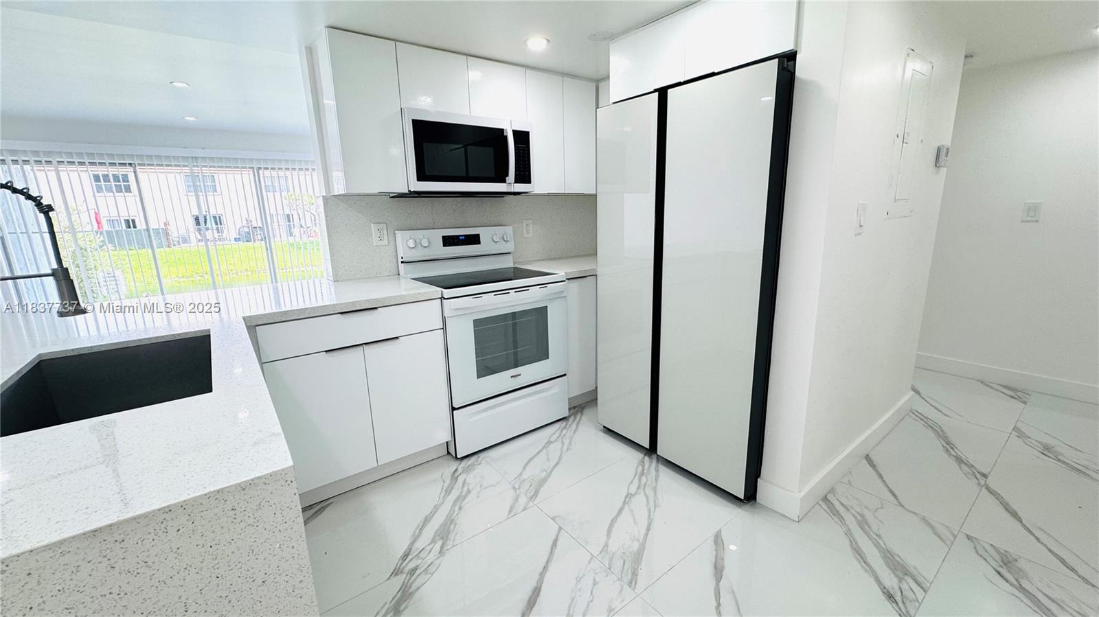 Property photo # 2
