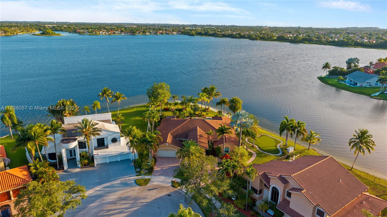 1504 NW 182nd Ave, Pembroke Pines, Florida image 2