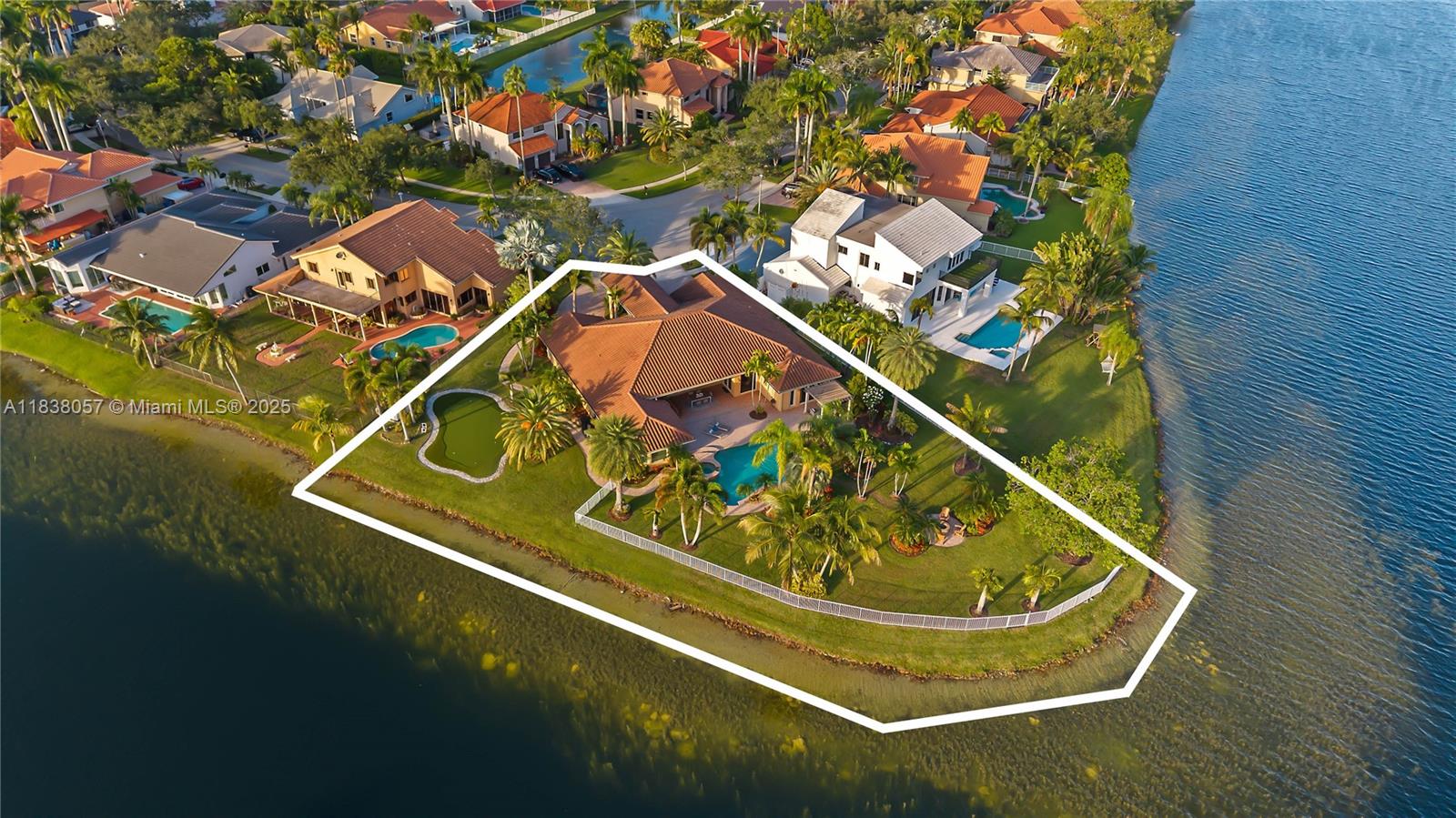 1504 NW 182nd Ave, Pembroke Pines, Florida image 3