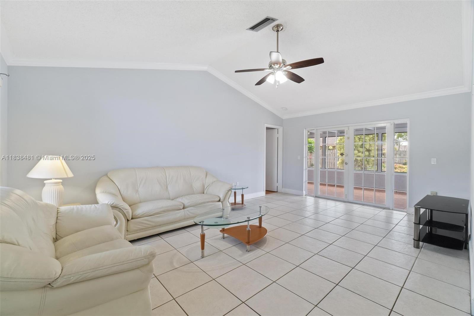 11800 NW 37th Pl, Sunrise, Florida image 17