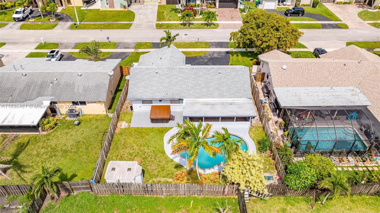 11800 NW 37th Pl, Sunrise, Florida image 33