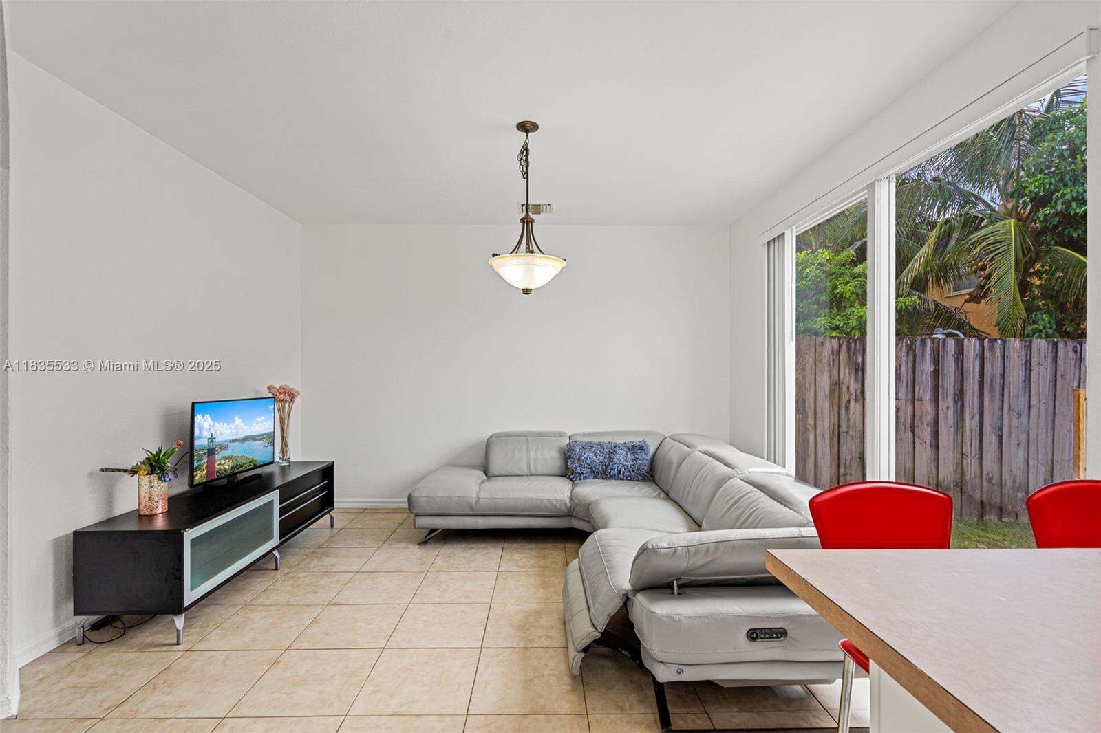 771 SE 2nd St, Homestead, Florida image 11