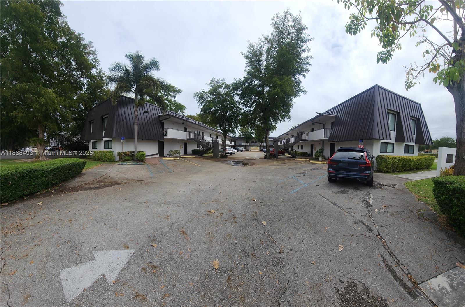 Property photo # 4