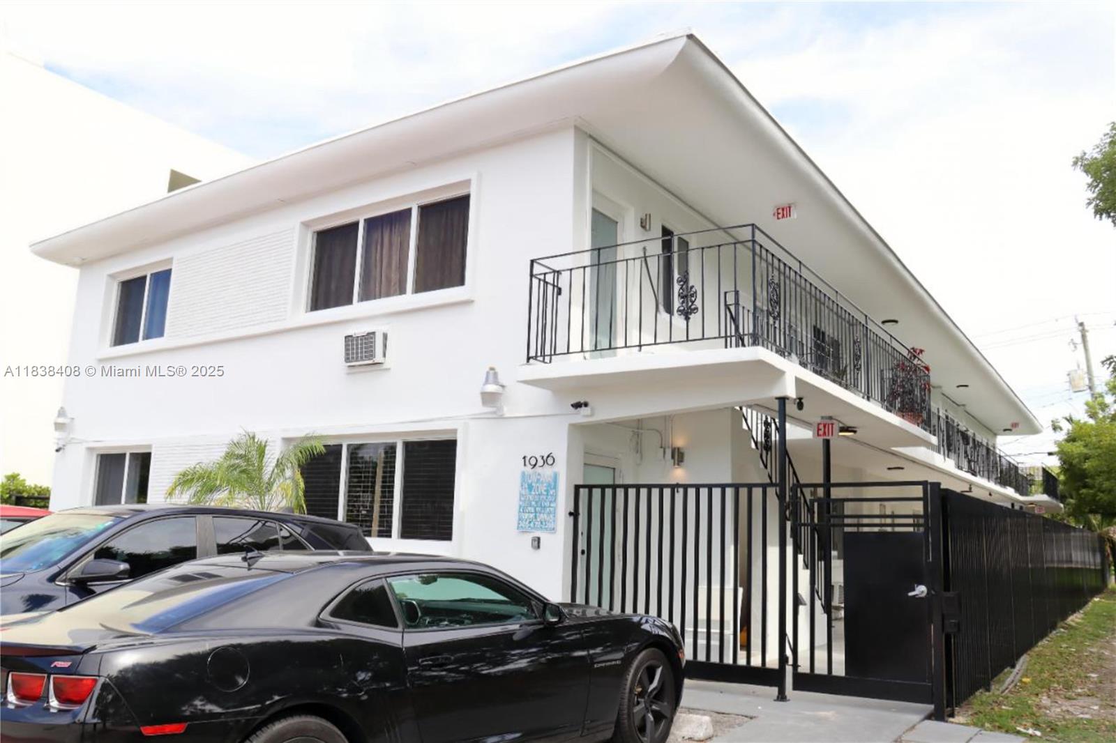 Property photo # 0