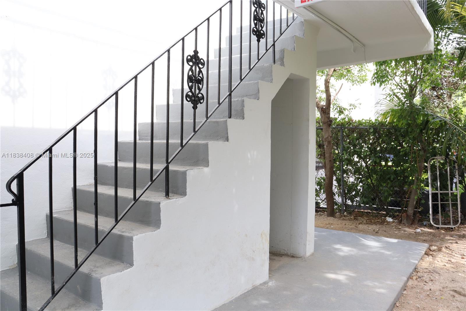 Property photo # 8