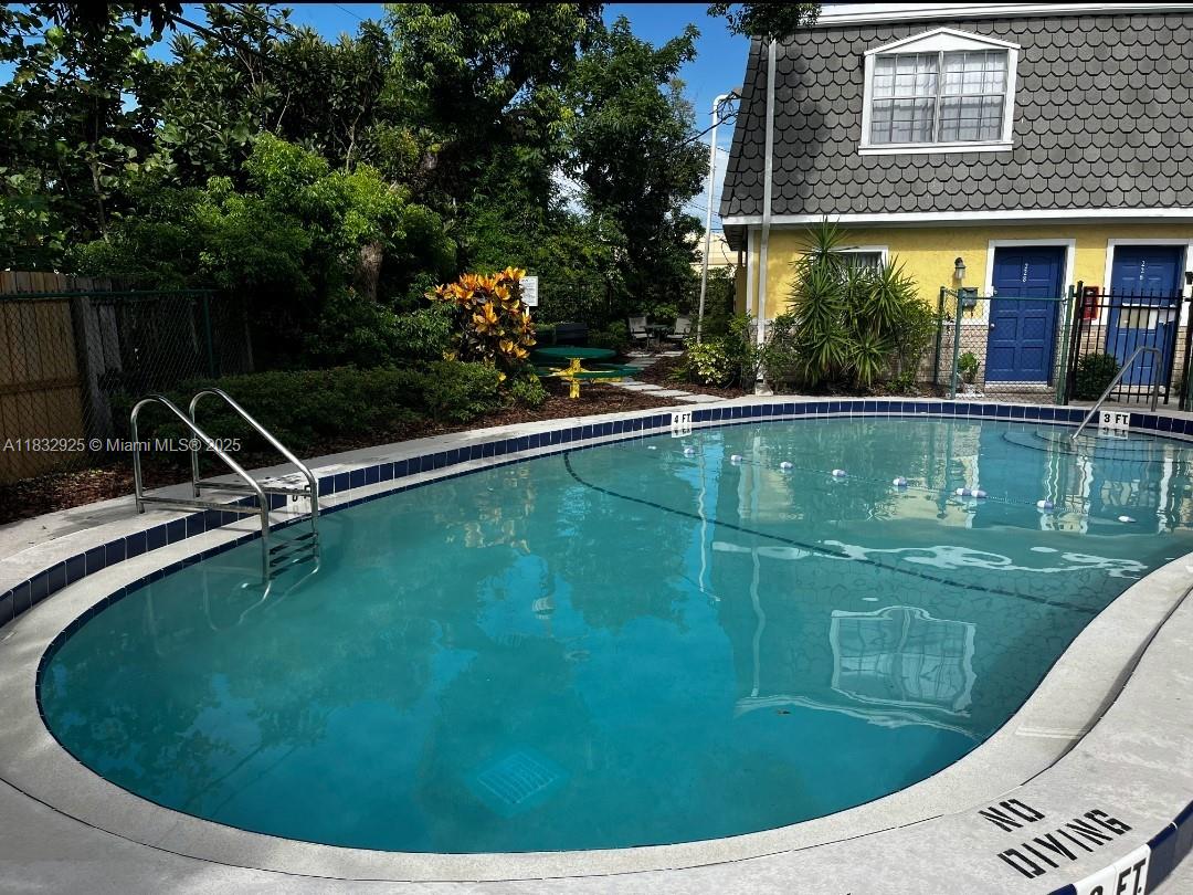 Property photo # 6