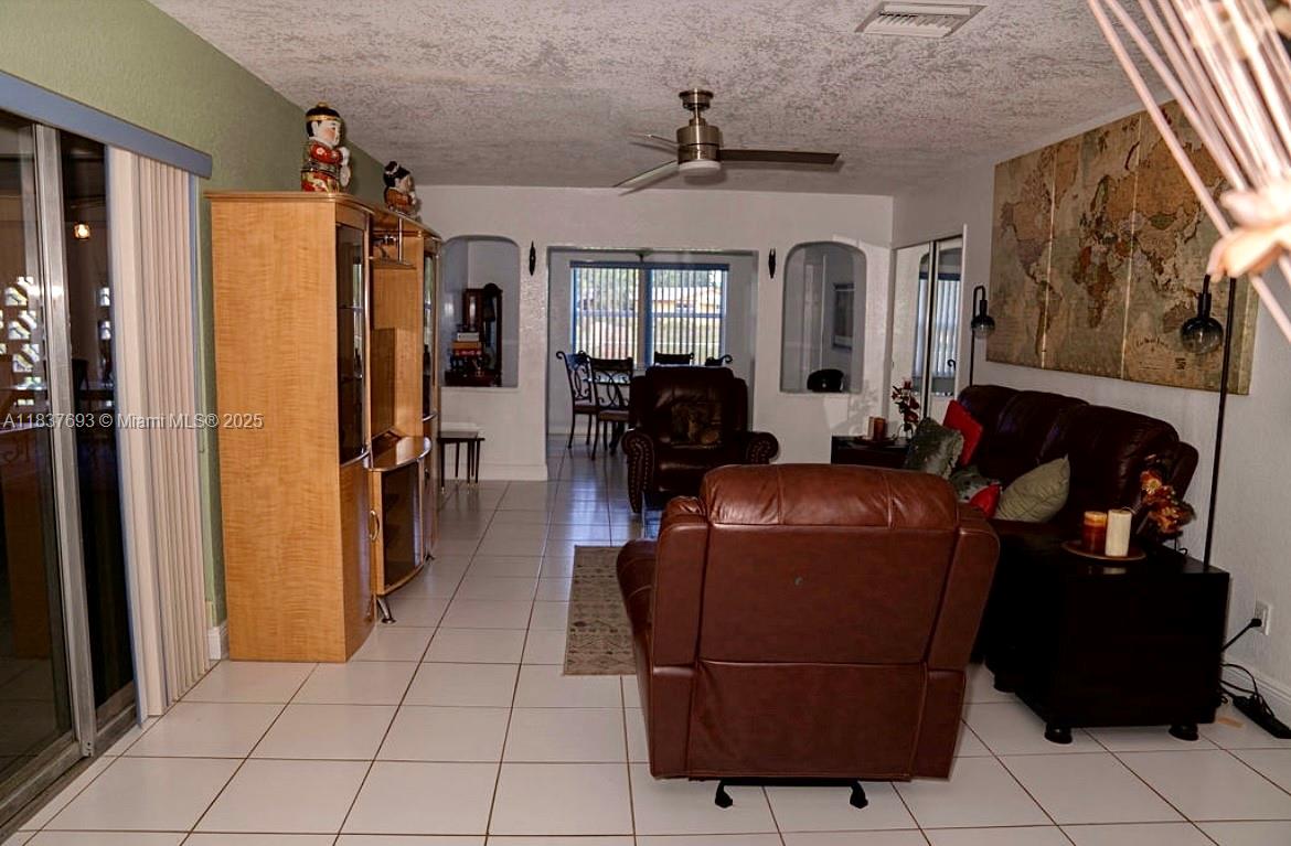 2930 NW 24th Ave, Oakland Park, Florida image 24