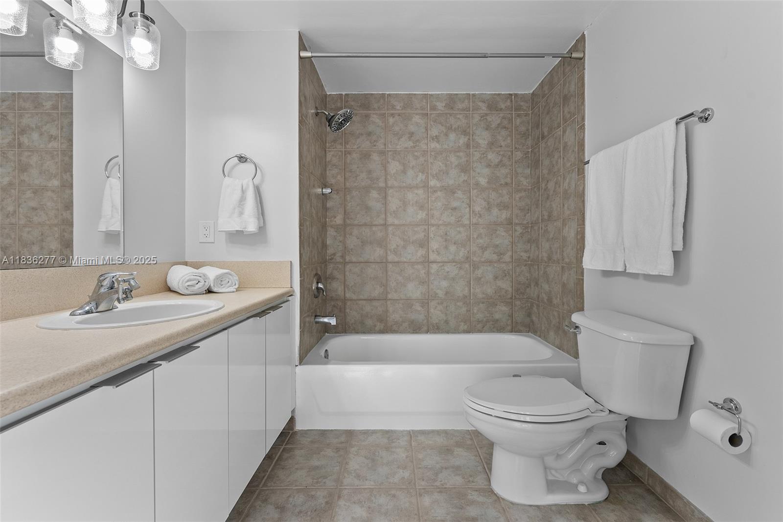 Property photo # 9