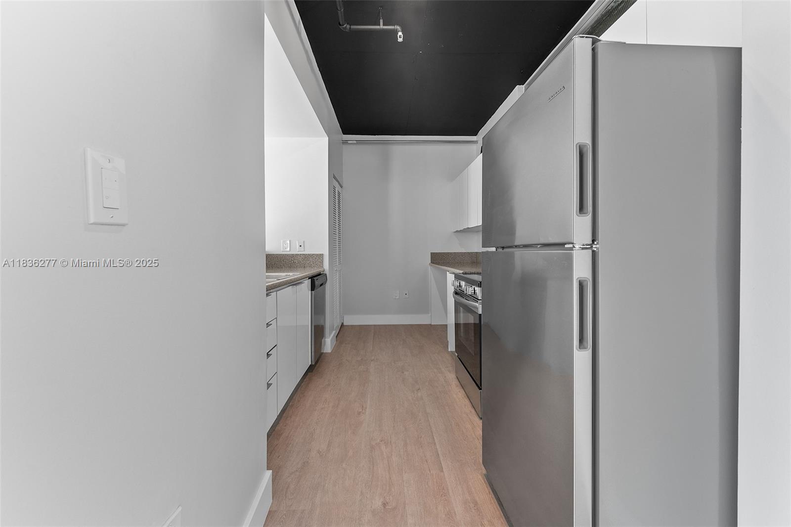 Property photo # 6
