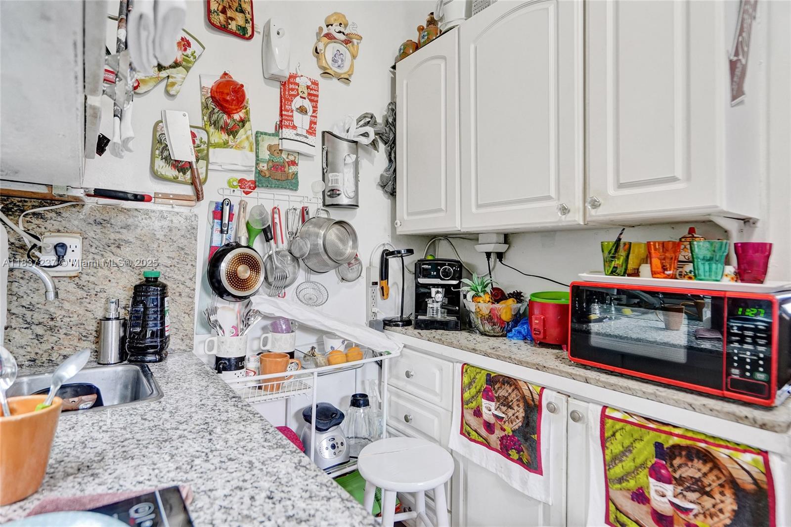 6768 Rose Dr, Miramar, Florida image 24