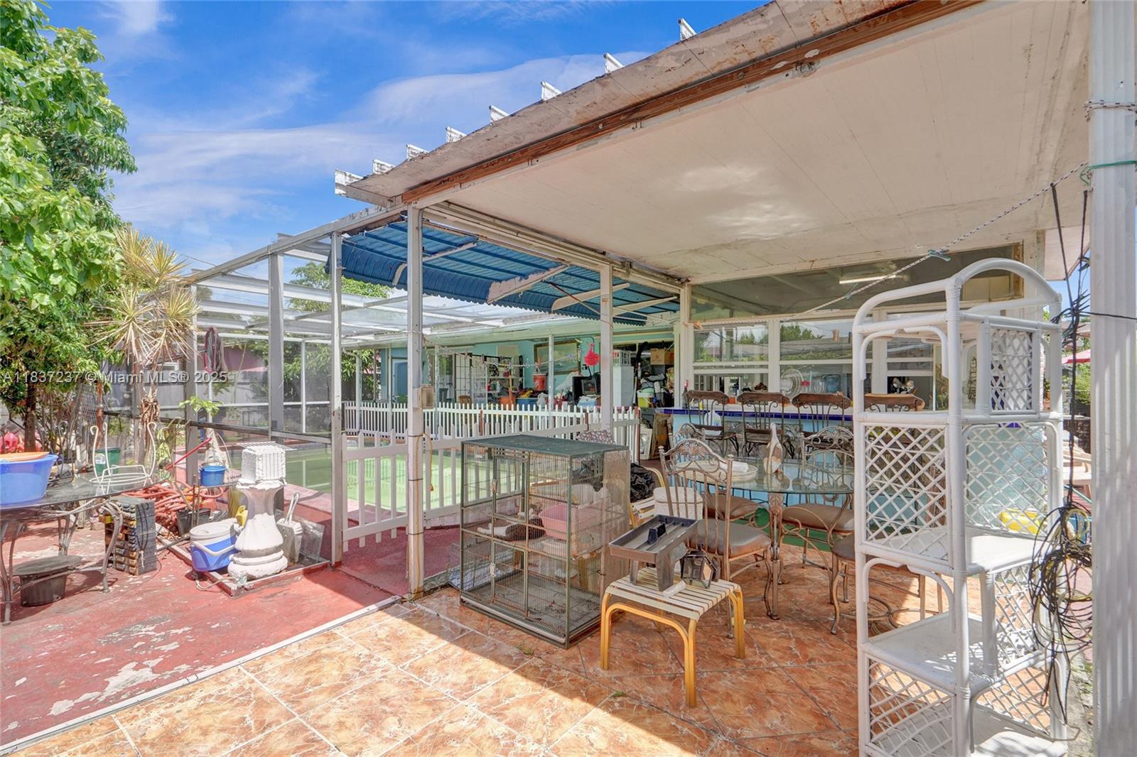 6768 Rose Dr, Miramar, Florida image 40