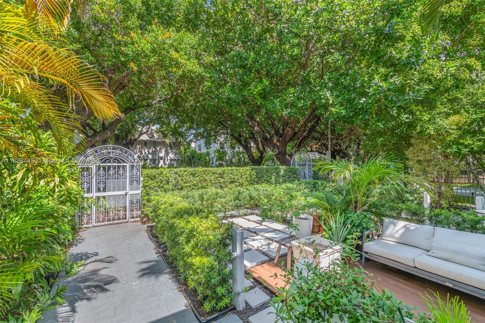719 Meridian Ave #1, Miami Beach, Florida image 10