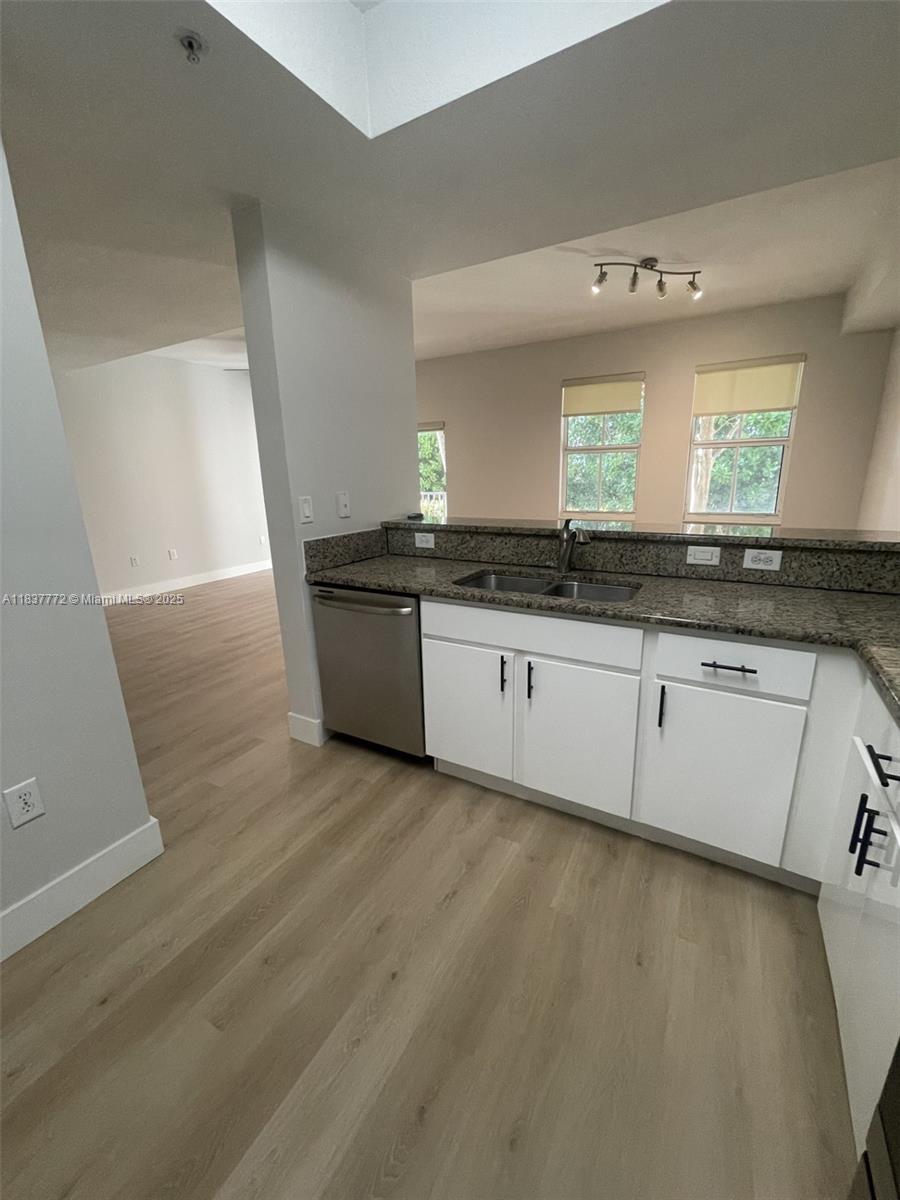 11605 NW 89th St #112, Doral, Florida image 3
