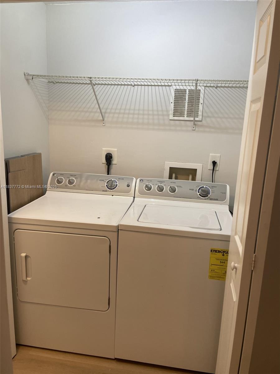 11605 NW 89th St #112, Doral, Florida image 31