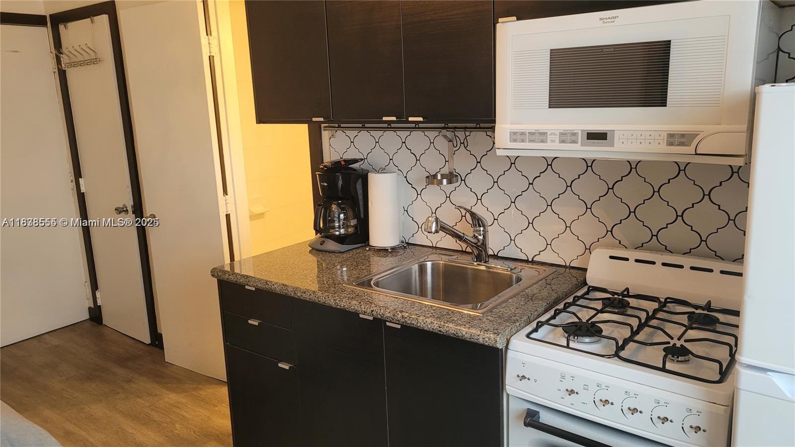 335 Ocean Dr #131, Miami Beach, Florida image 13