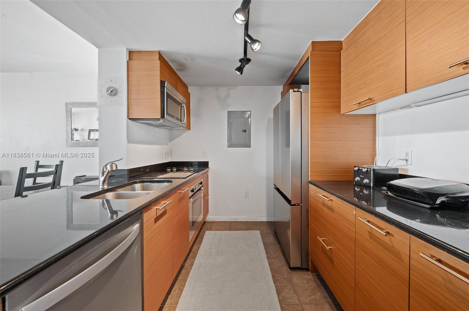 Property photo # 8