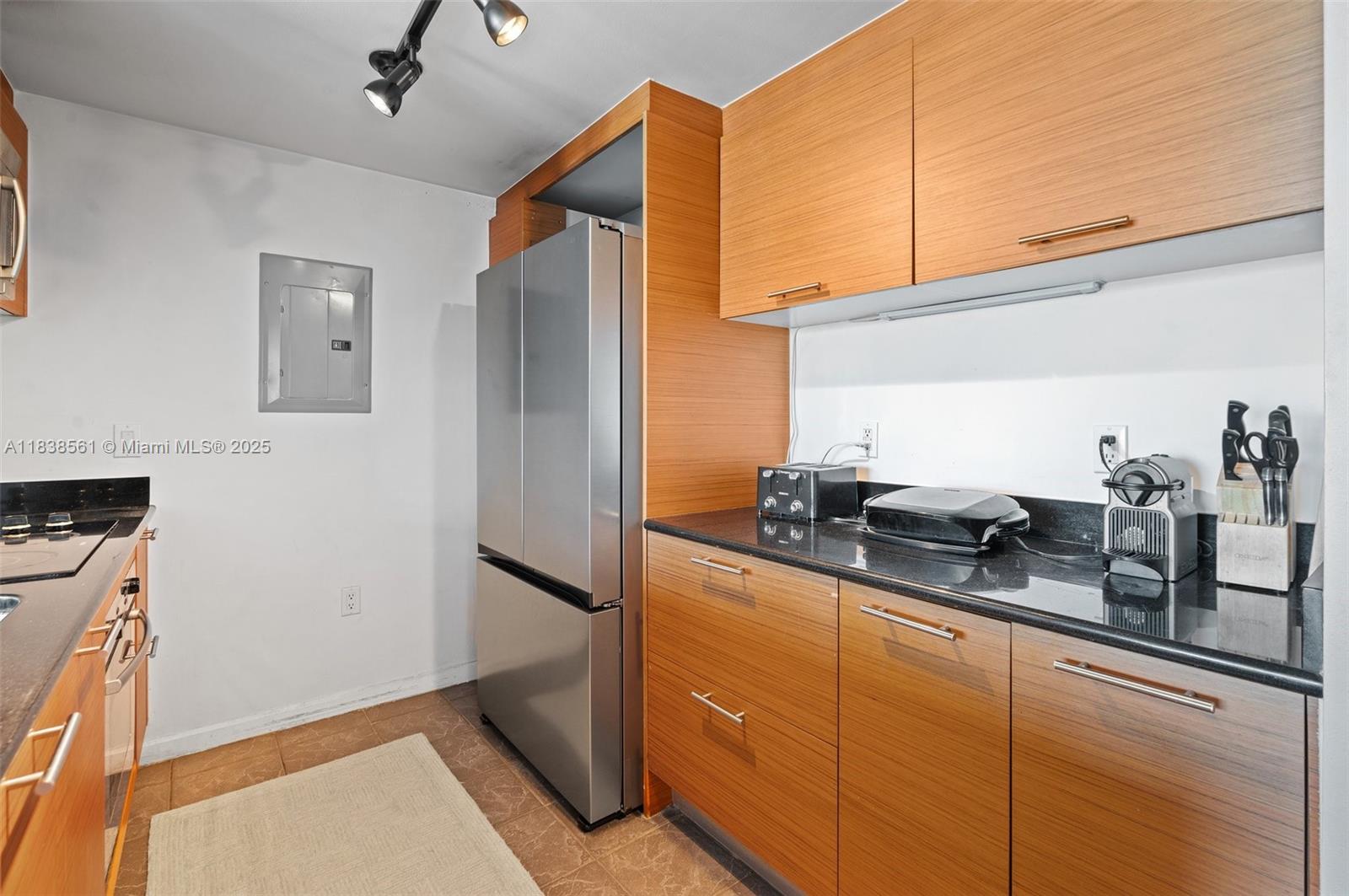 Property photo # 2