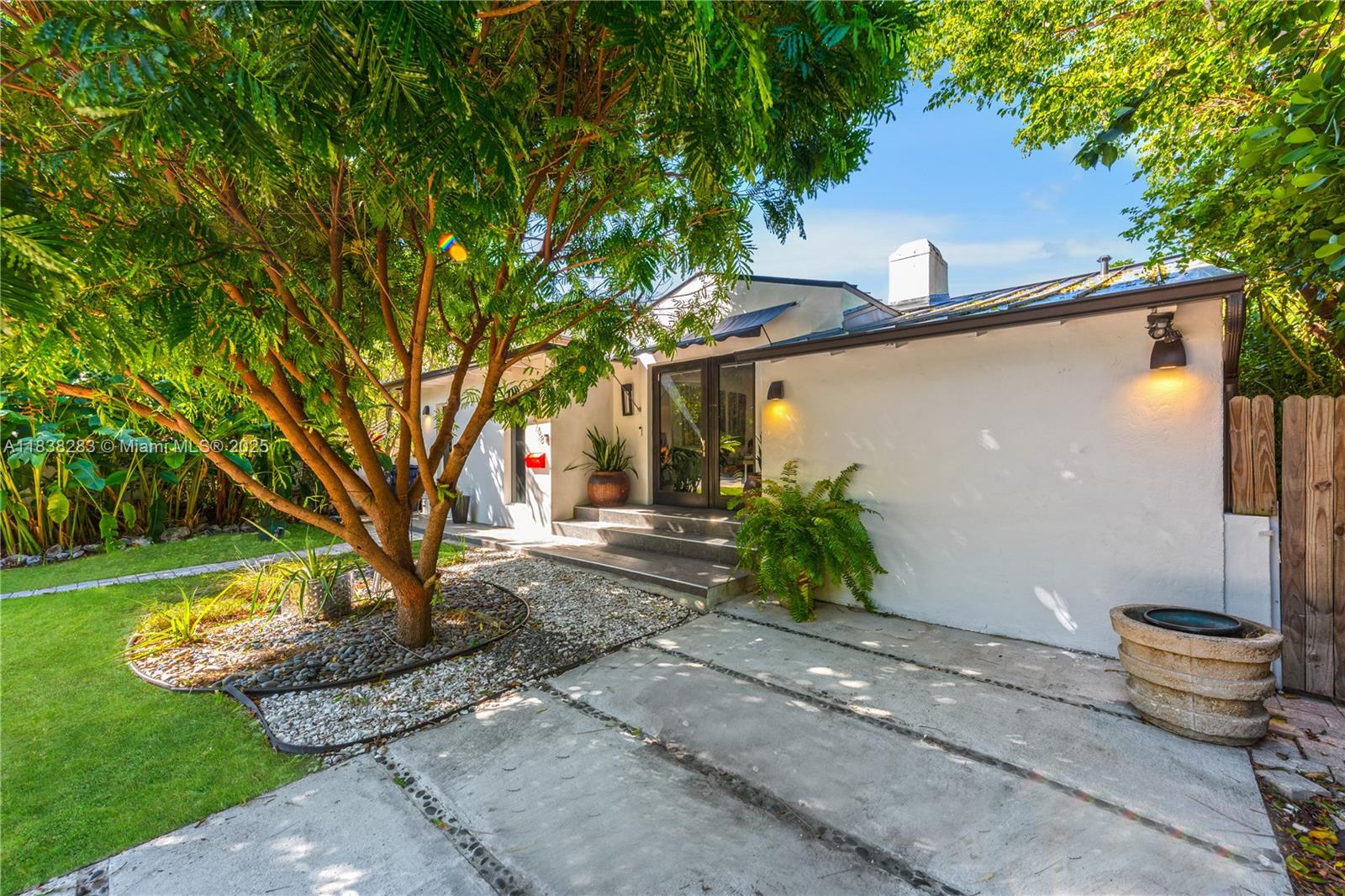 3468 Royal Palm Ave, Miami Beach, Florida image 3