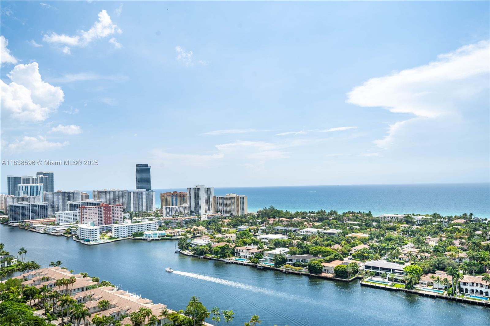 21050 Point Pl #2601, Aventura, Florida image 1