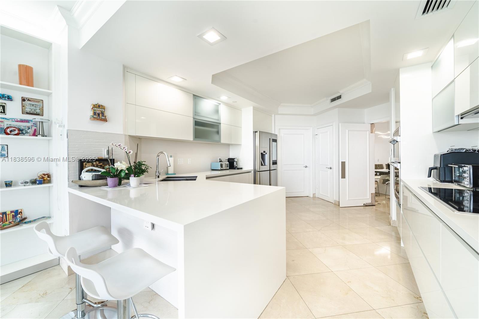 21050 Point Pl #2601, Aventura, Florida image 19