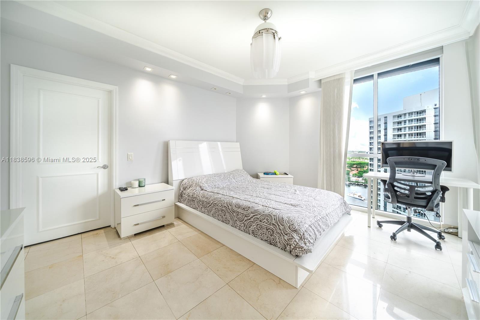 21050 Point Pl #2601, Aventura, Florida image 31