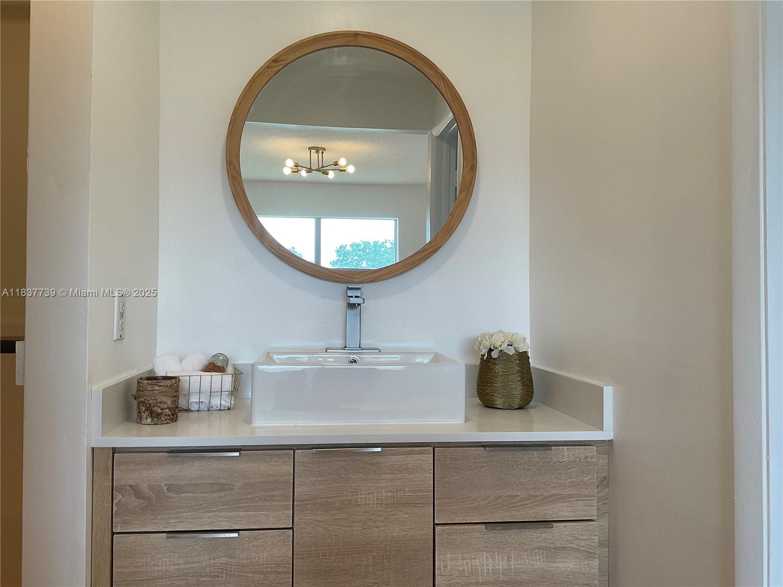 9481 Sunrise Lakes Blvd #302, Sunrise, Florida image 13