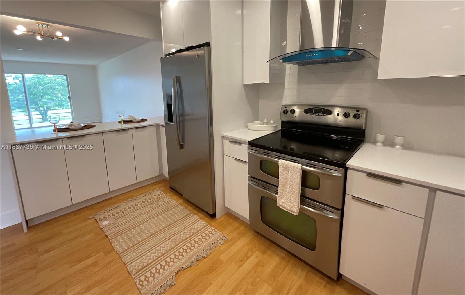 9481 Sunrise Lakes Blvd #302, Sunrise, Florida image 3