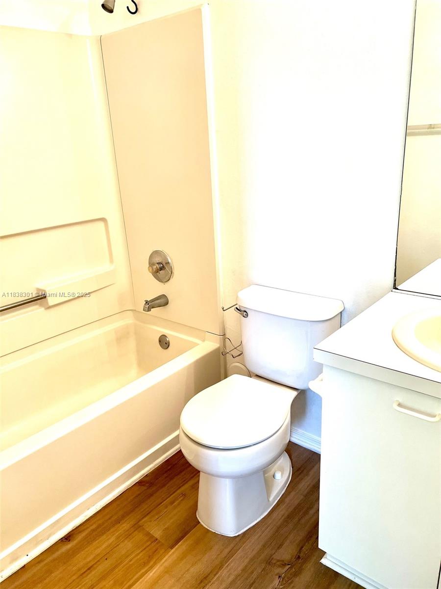 Property photo # 8