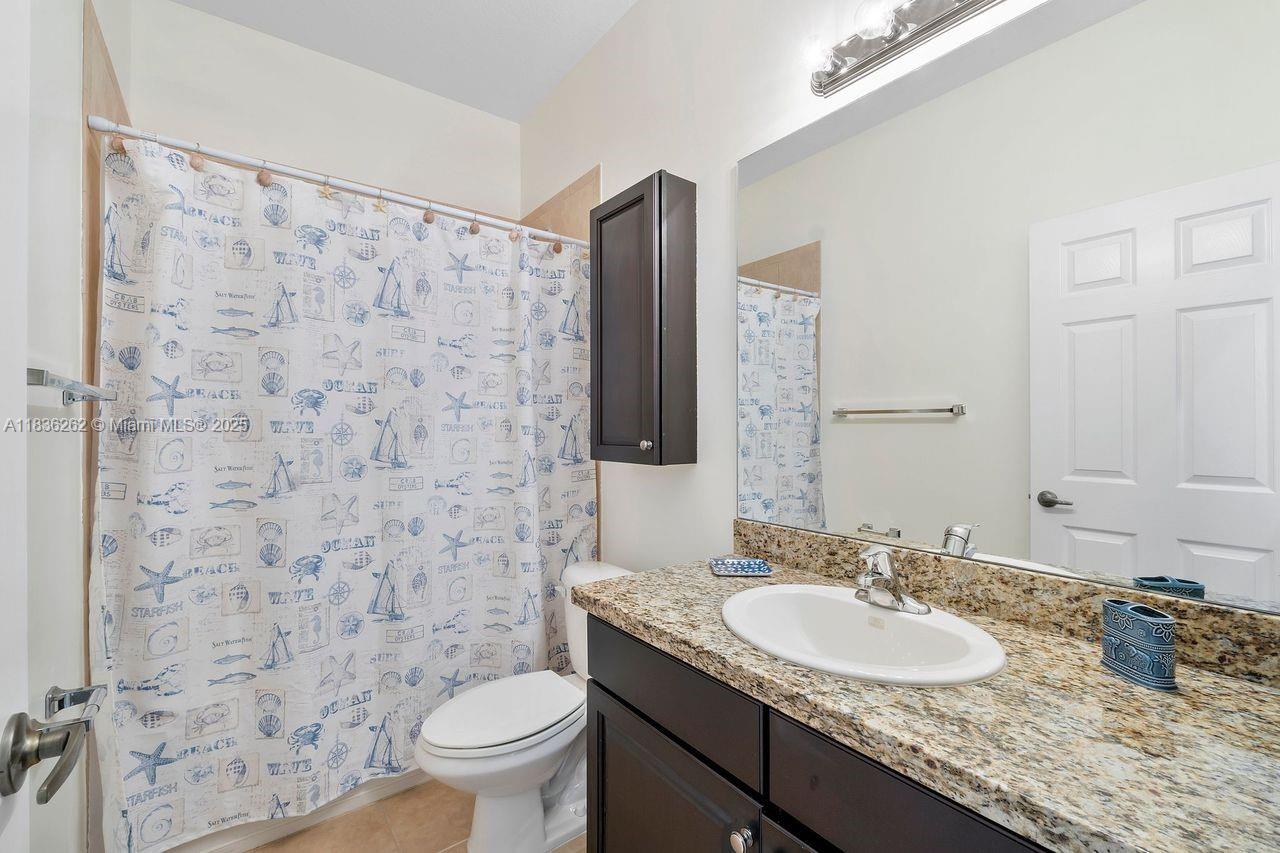 2851 W Prospect Rd #1306, Tamarac, Florida image 28