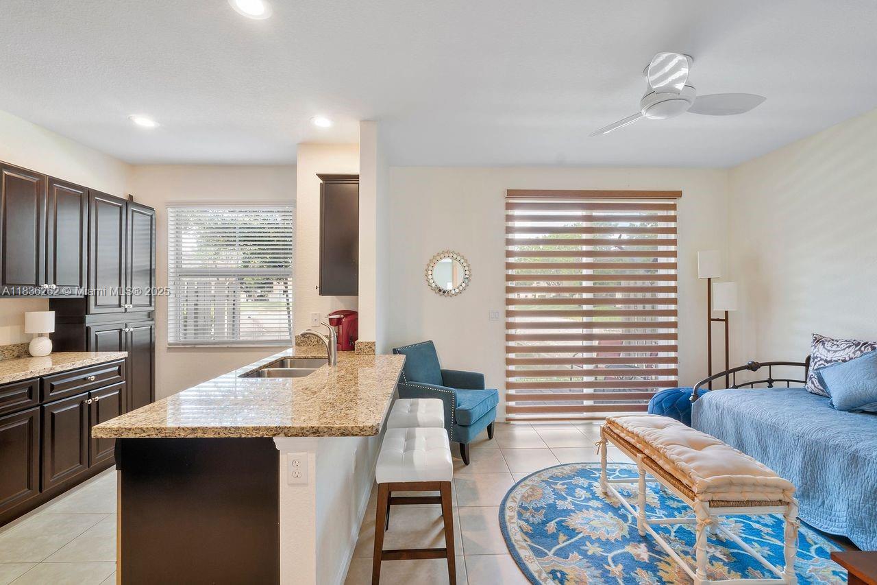 2851 W Prospect Rd #1306, Tamarac, Florida image 9