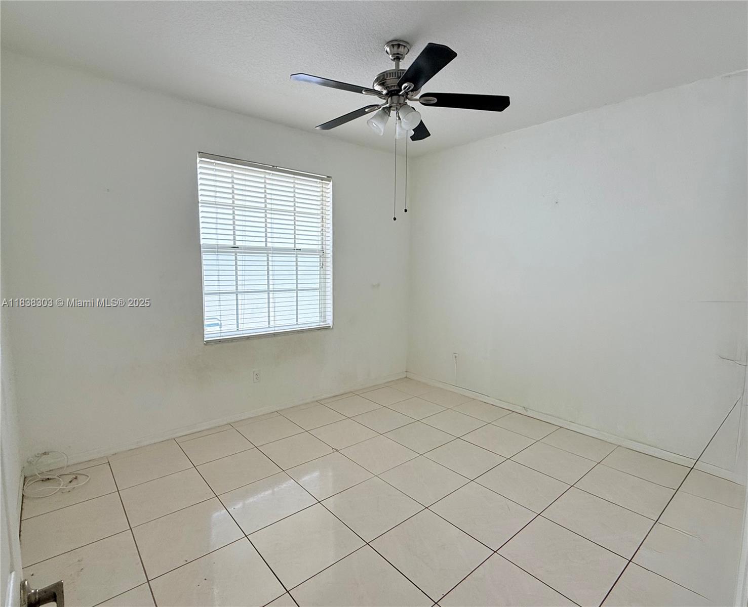8973 NW 147th Ter, Miami Lakes, Florida image 23