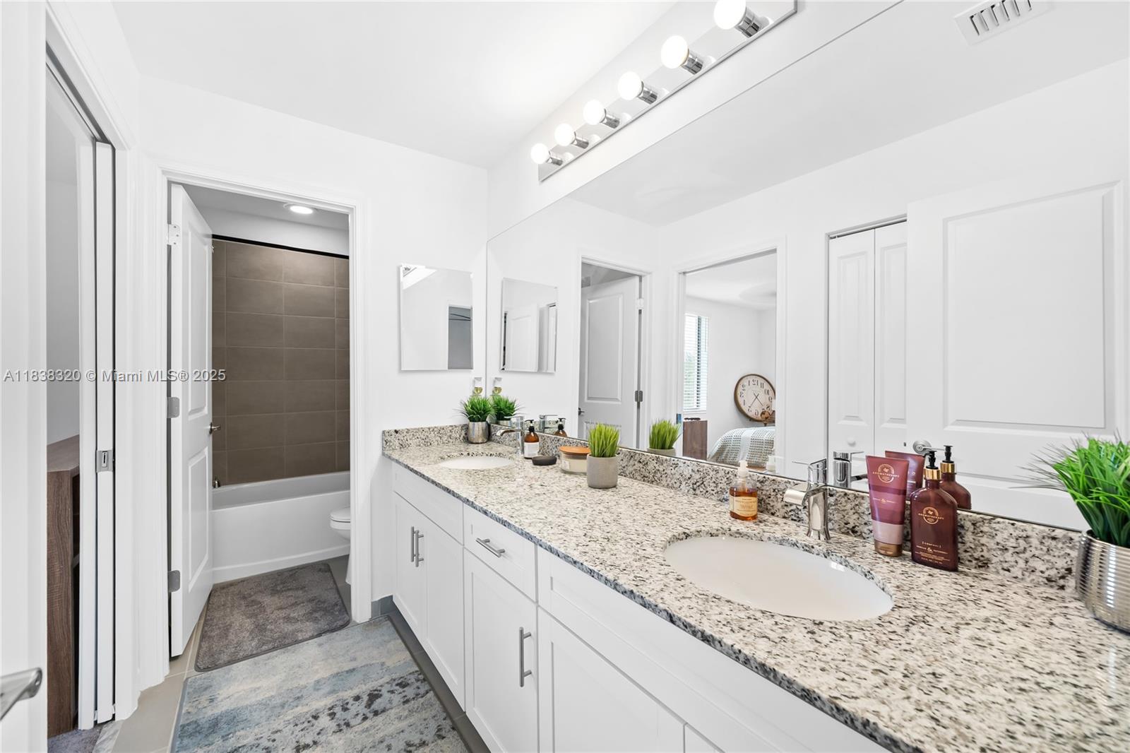 2184 NW 6th St, Fort Lauderdale, Florida image 29
