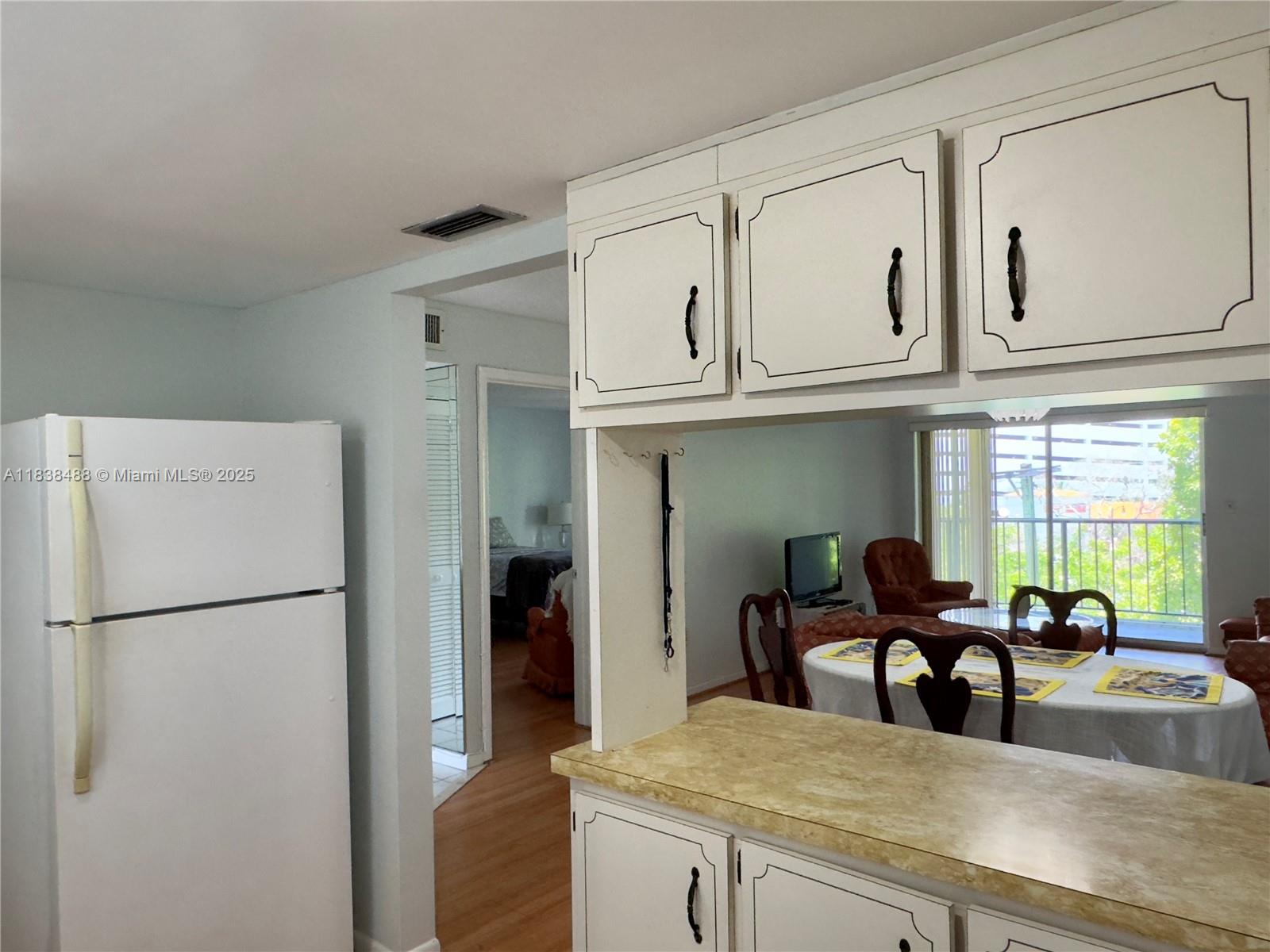Property photo # 4