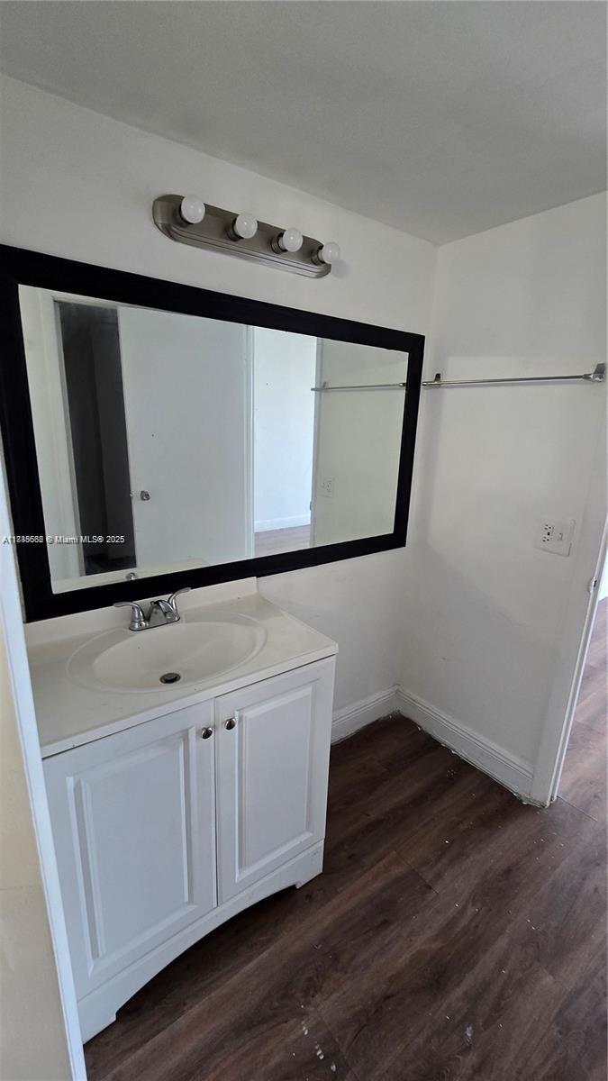 Property photo # 9