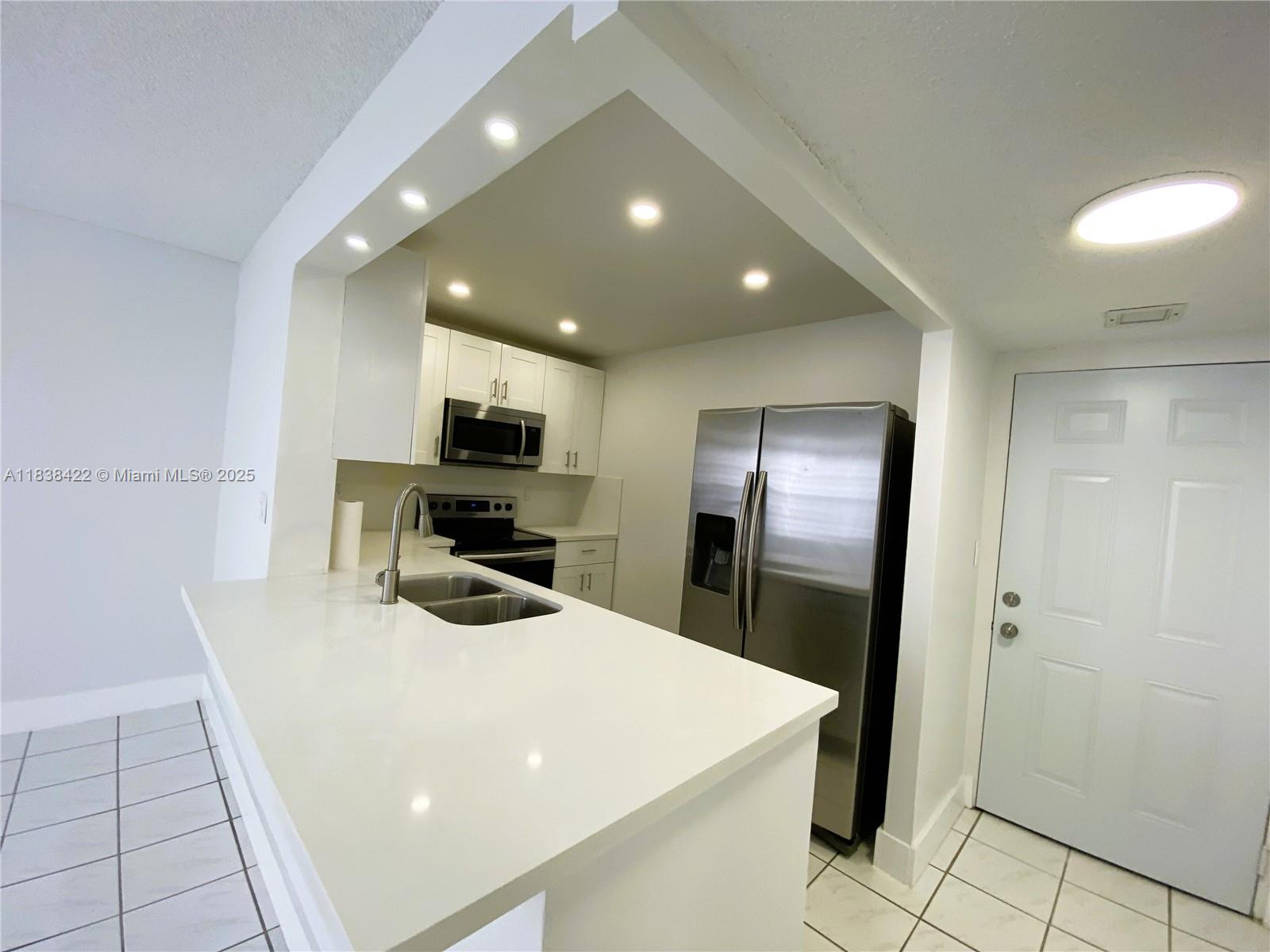 5705 W 20th Ave #115, Hialeah, Florida image 3