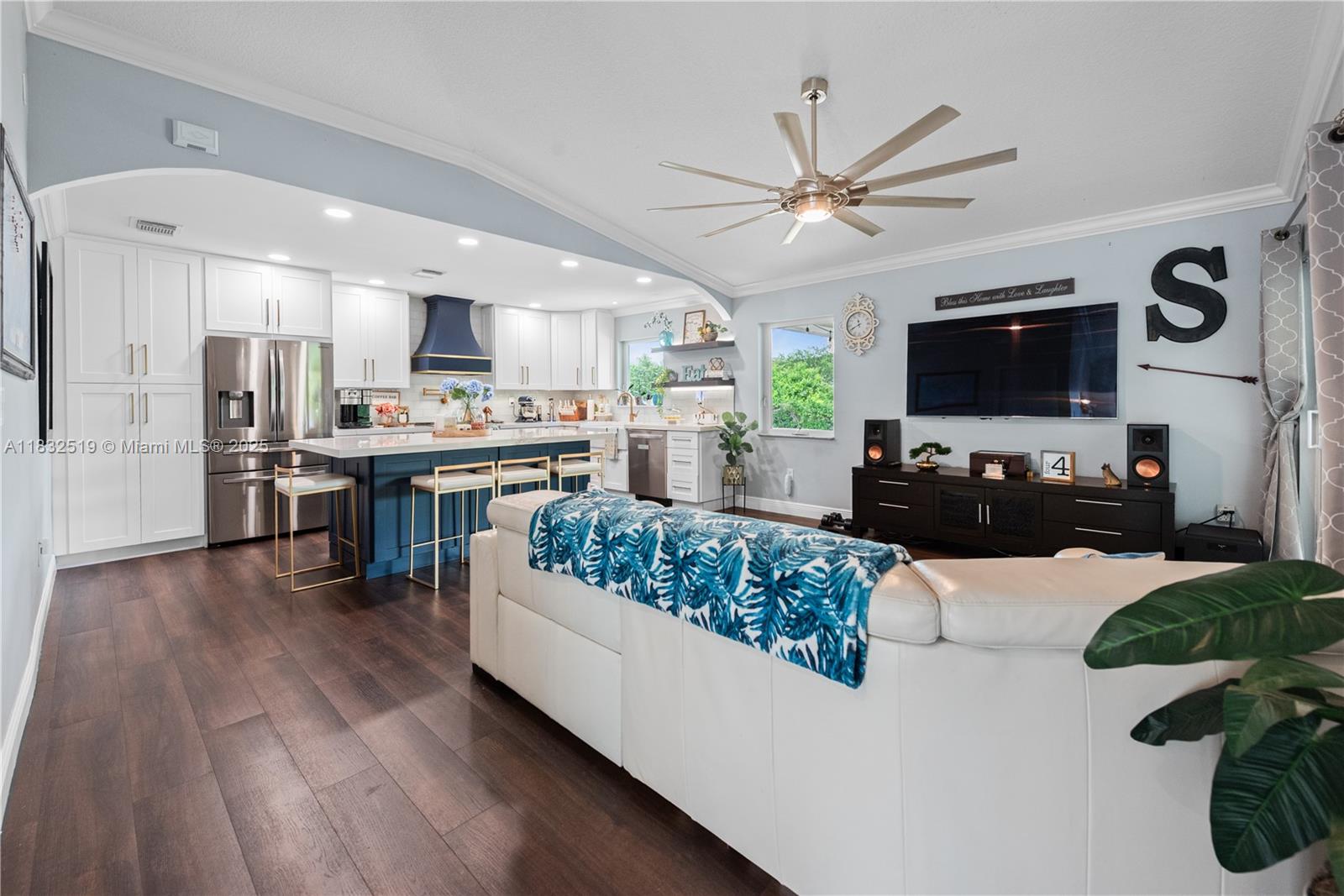 18740 SW 297th St, Homestead, Florida image 2