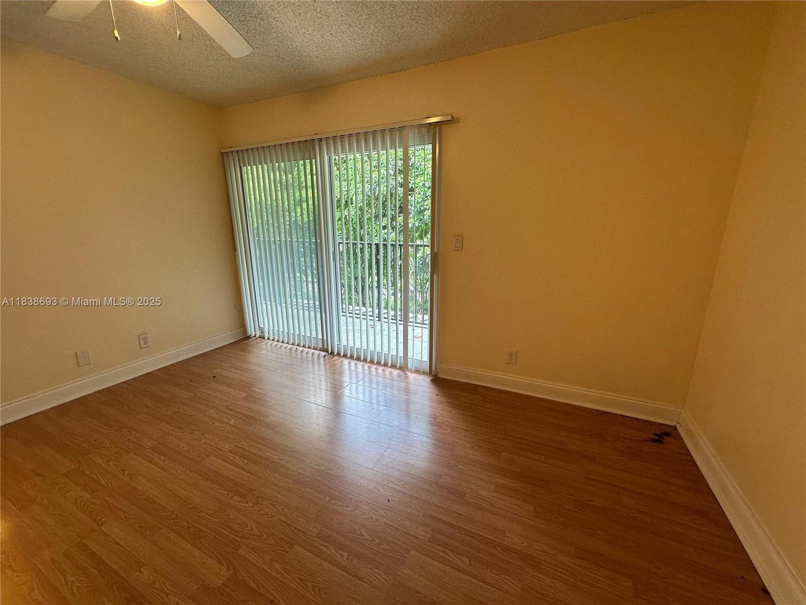 8005 Lagos De Campo Blvd #L-4, Tamarac, Florida image 11