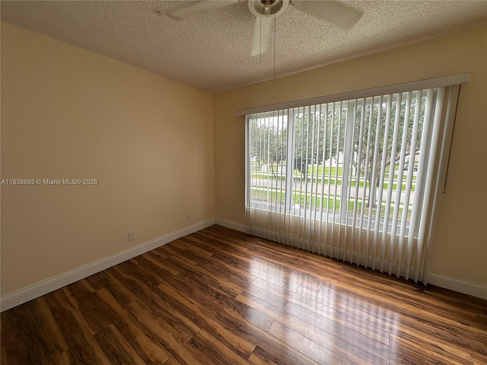 8005 Lagos De Campo Blvd #L-4, Tamarac, Florida image 14