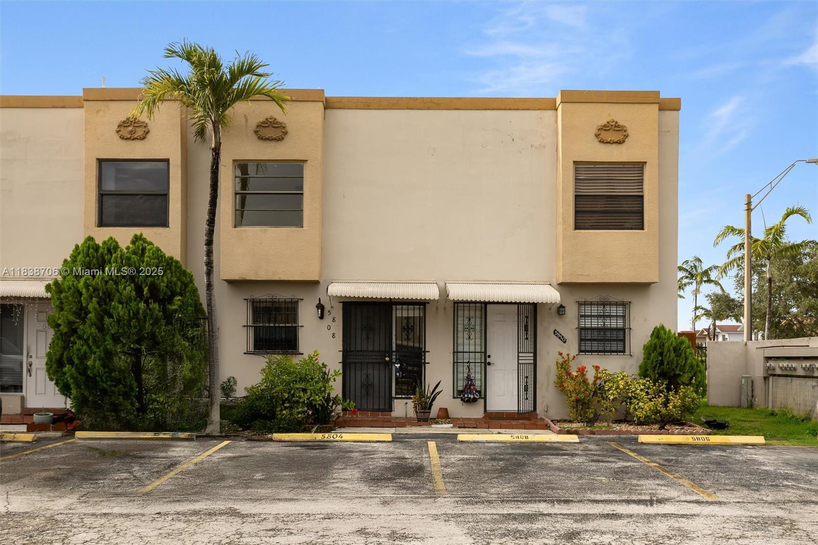 5808 W 26th Ave #211, Hialeah, Florida image 1