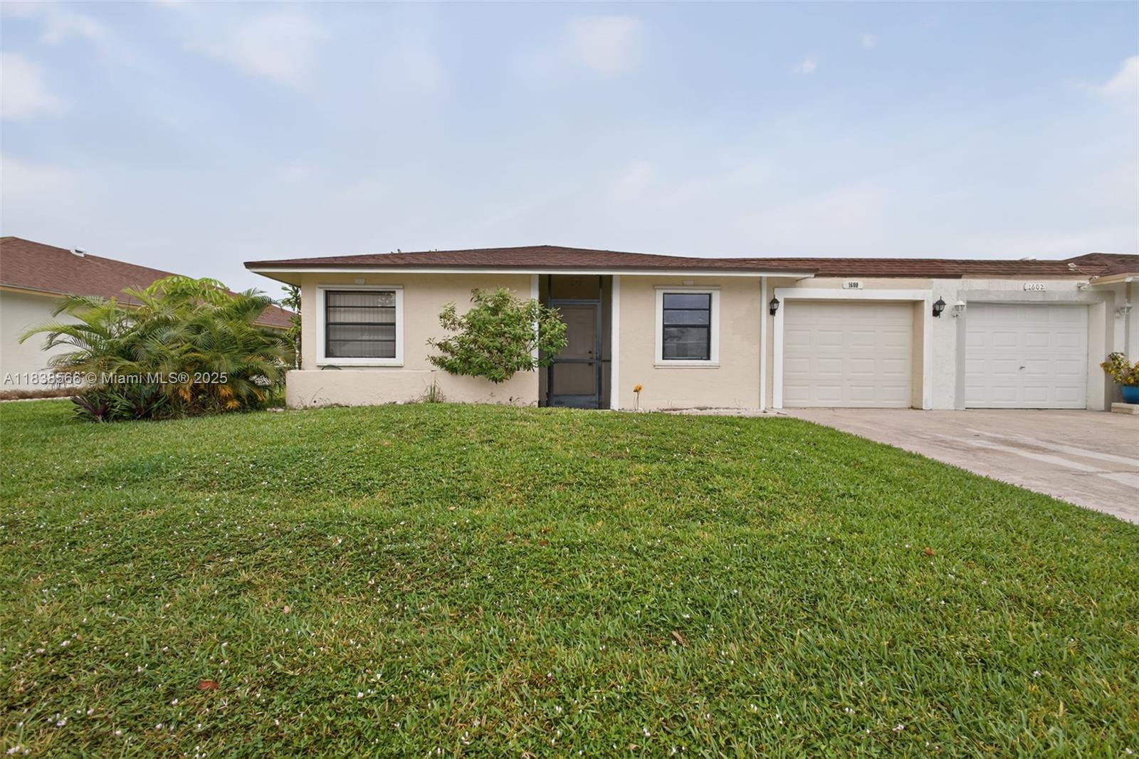 1600 Granfern Ave, West Palm Beach, Florida image 2
