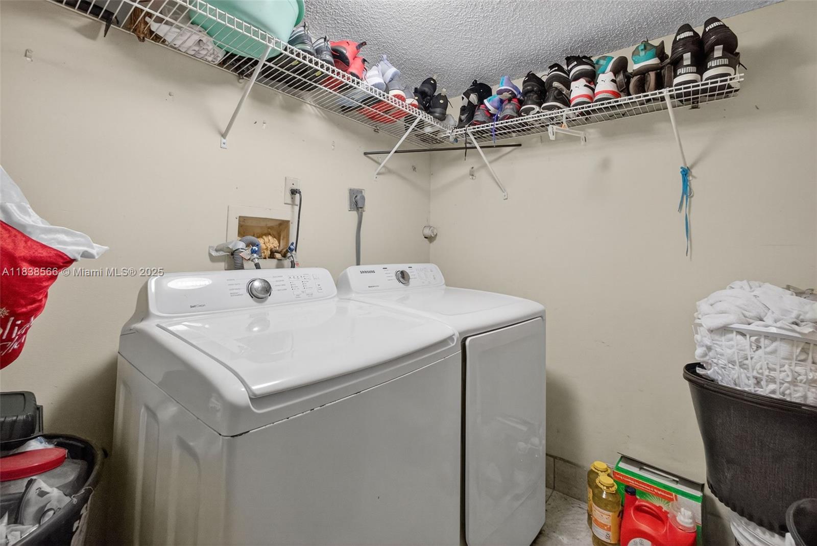 1600 Granfern Ave, West Palm Beach, Florida image 23