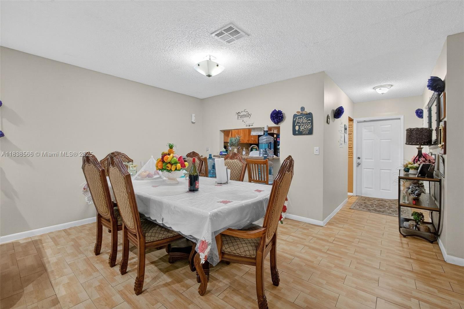 1600 Granfern Ave, West Palm Beach, Florida image 5
