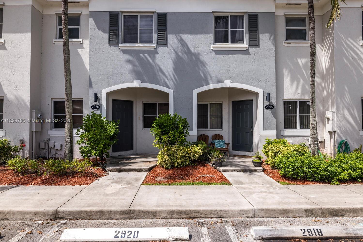 2920 SE 15thter, Homestead, Florida image 1