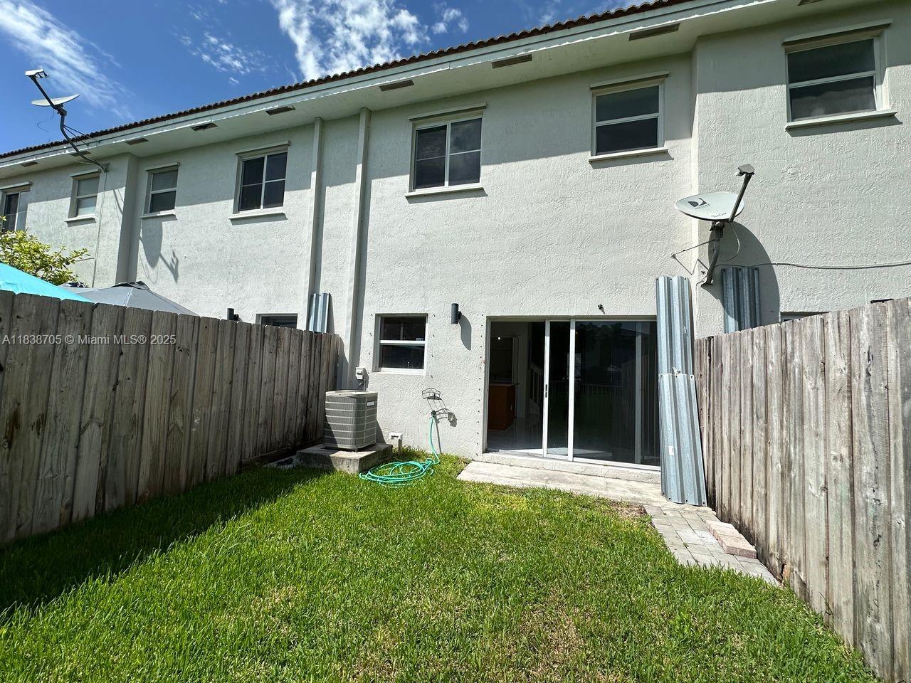 2920 SE 15thter, Homestead, Florida image 12