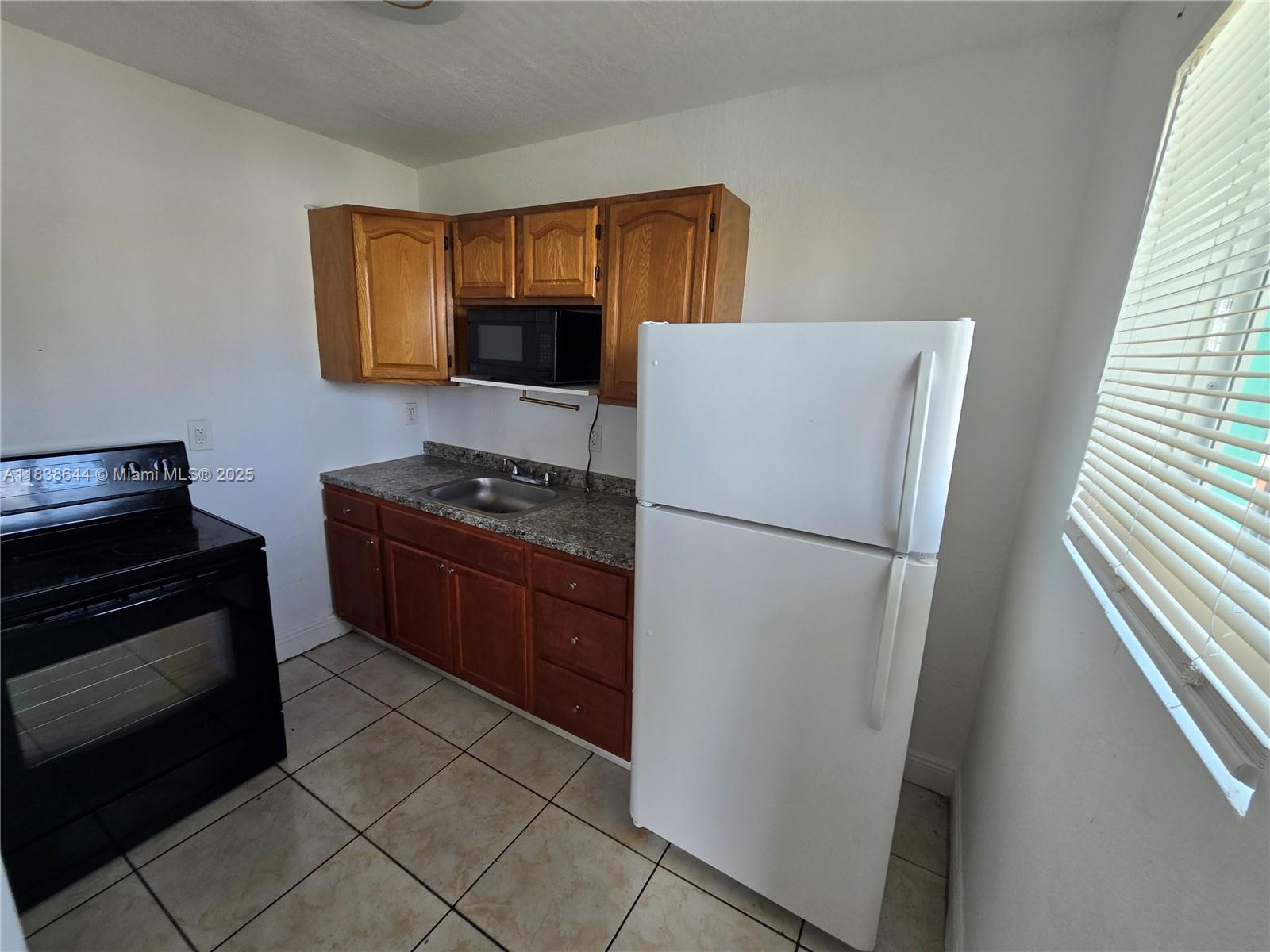 Property photo # 6