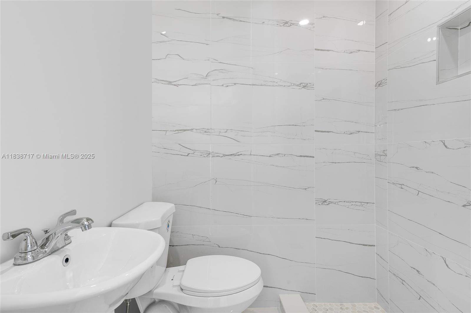 1124 Yale Dr, Hollywood, Florida image 25
